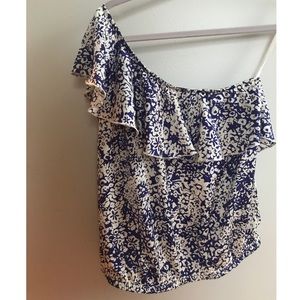 One shoulder blouse